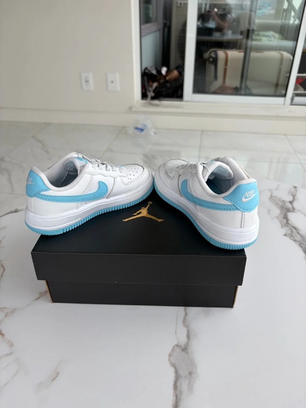 Nike Kids White Sneakers with Sky Blue Accents - Picture 4 of 4